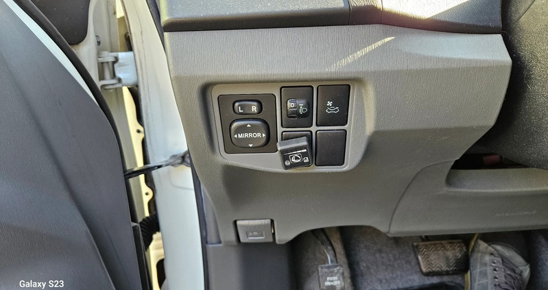 Toyota Prius cena 36600 przebieg: 231993, rok produkcji 2010 z Rzeszów małe 172